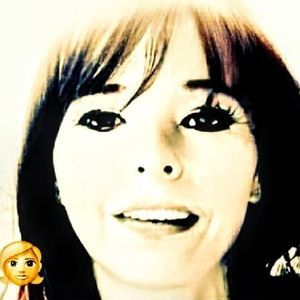 Meet your Posher, Carrie